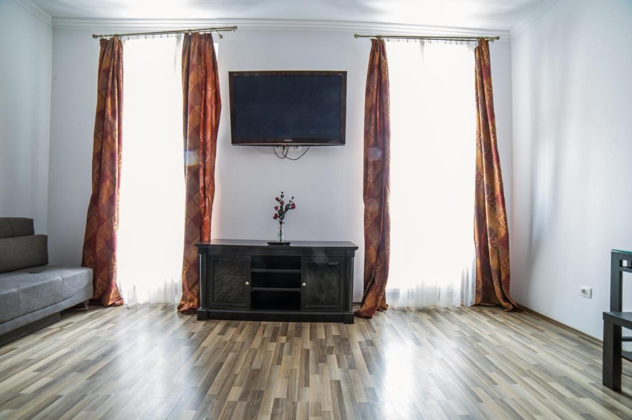 Central Studio Bnb ブラショフ エクステリア 写真